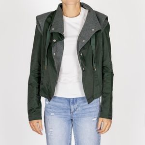XS Vera Wang Princess green jacket with hood
